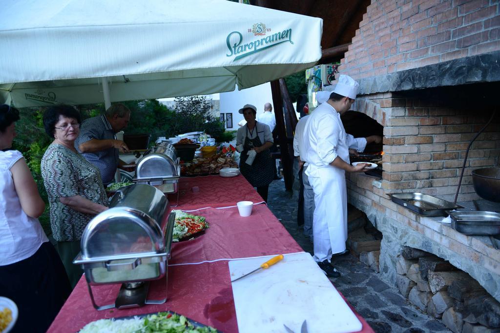 Hotel Fantanita Haiducului Bradu  Εξωτερικό φωτογραφία